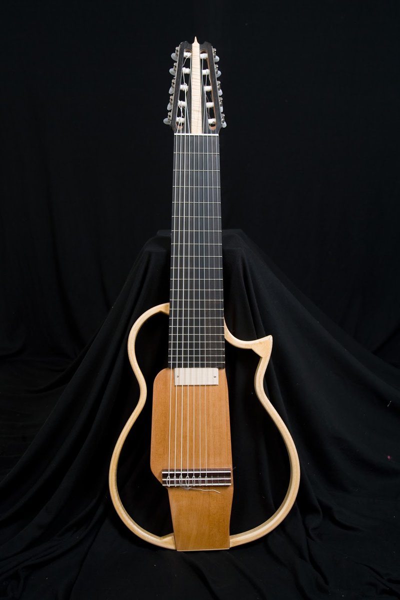 RodolfoCuccule1's tweet photo. https://t.co/hIgwhEEbPr 
#10StringGuitar #SilentGuitar #DecacordeGuitar #TravelGuitar #RodolfoCucculelliLuthier https://t.co/UT2kdoJwyB