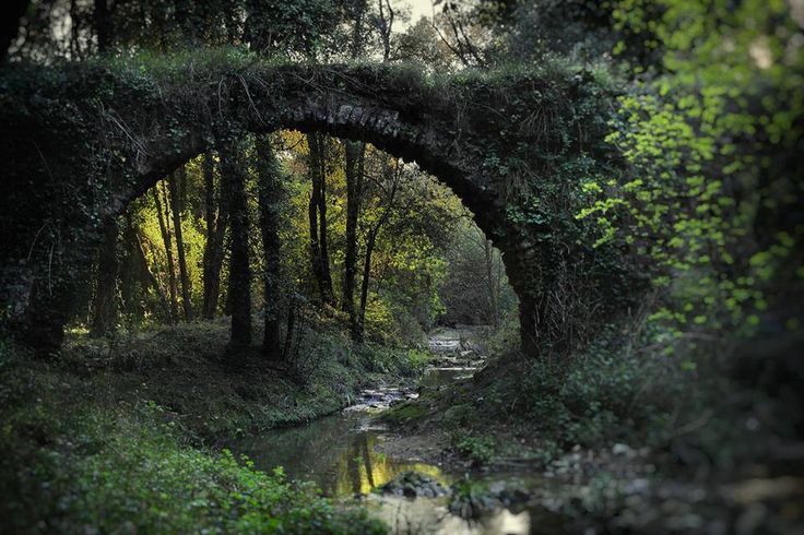 archaeologyart's tweet photo. The remains of the Roman aqueduct of La Bouillide near Valbonne, France. https://t.co/PaKCSKvRdr