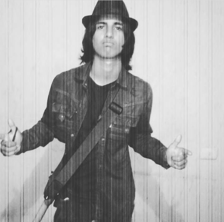 Guitarcharly2's tweet photo. https://t.co/XL8JNZFXmj