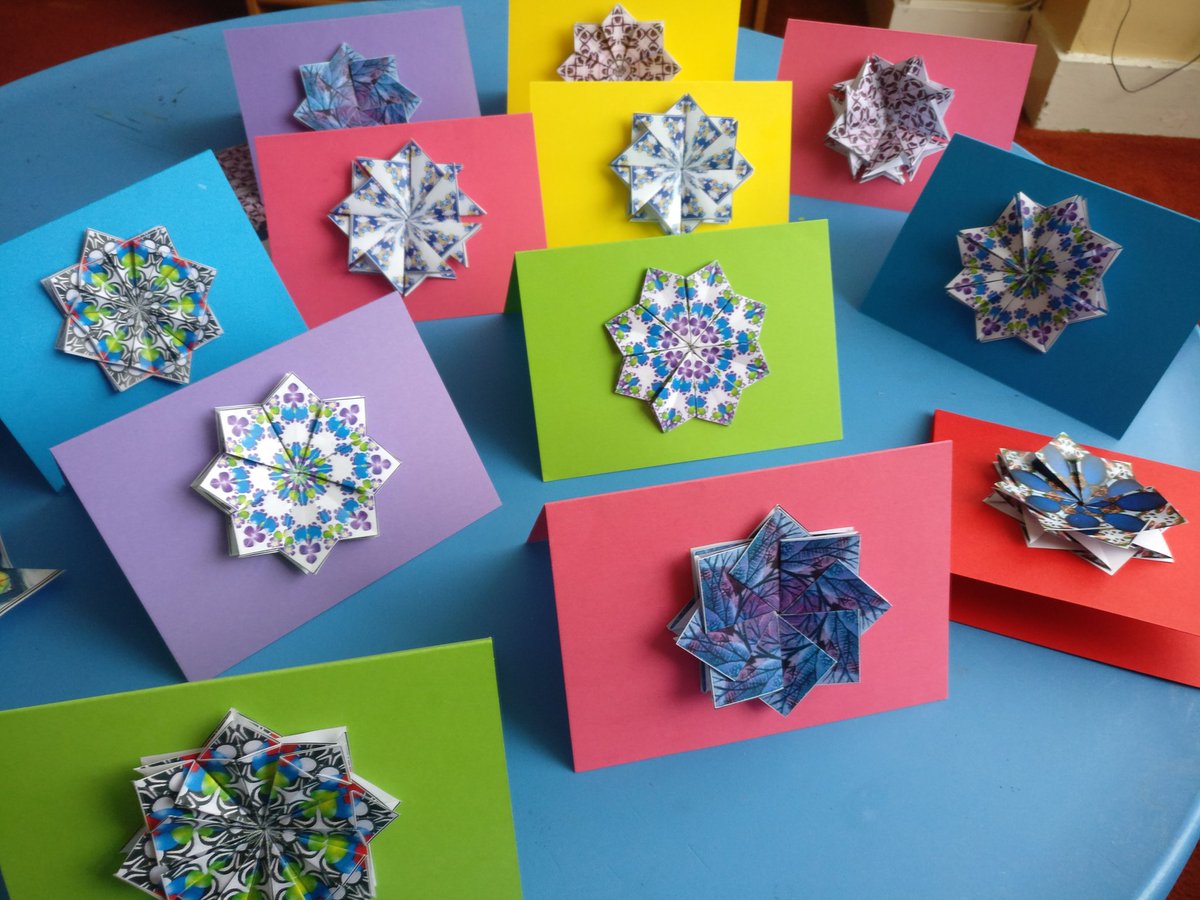 japleen_kaur1's tweet image. #GeometricJuly Day 4 - I made cards for my team today using Tea bag folding. I do this on open evening every year.  So something for them to remember me by. So 2 in 1 today. @c0mplexnumber #MathsArt #LockdownMaths