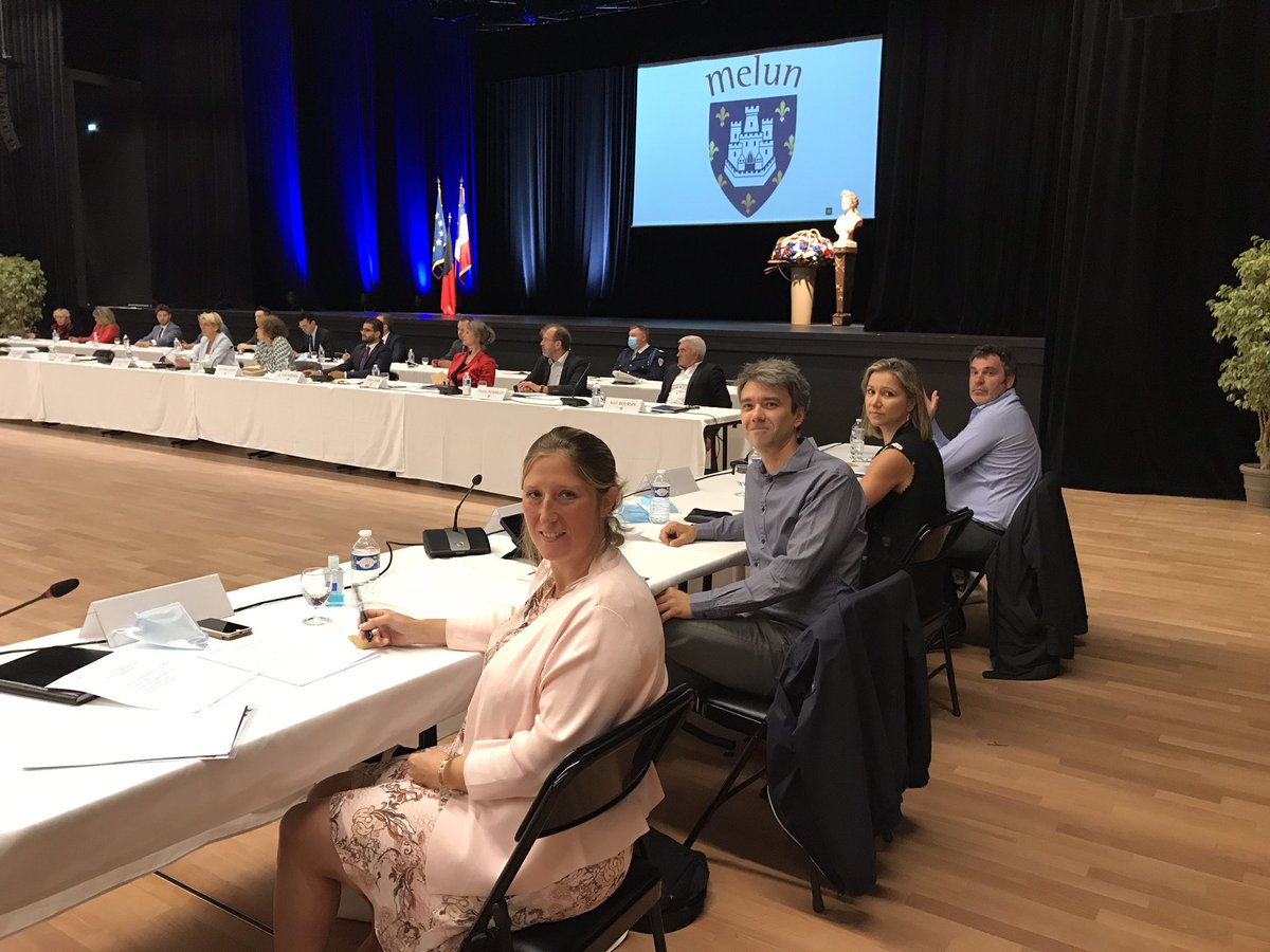 RelevonsMelun's tweet photo. Nos 4 élus au conseil municipal de Melun proposeront une opposition constructive et sans concession. 
Nous ferons en sorte, pour le bien de Melun, de faire avancer notre programme, particulièrement les mesures liées à la sécurité, l’attractivité, et le redressement des finances. https://t.co/x0vJ0fr67M