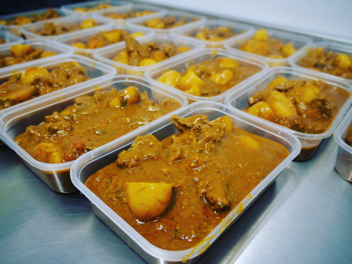 RachAlsKitchen's tweet photo. Getting set for tonight’s #takeaway #fakeaway #delivery .. #indian #madras #beefmadras #curry #chickencurry .. #mixedstarter #rice and #chapati .. £20.00 for two people ... #catering #events #covidadaption #food #foodpics .. https://t.co/5d9FvWptny
