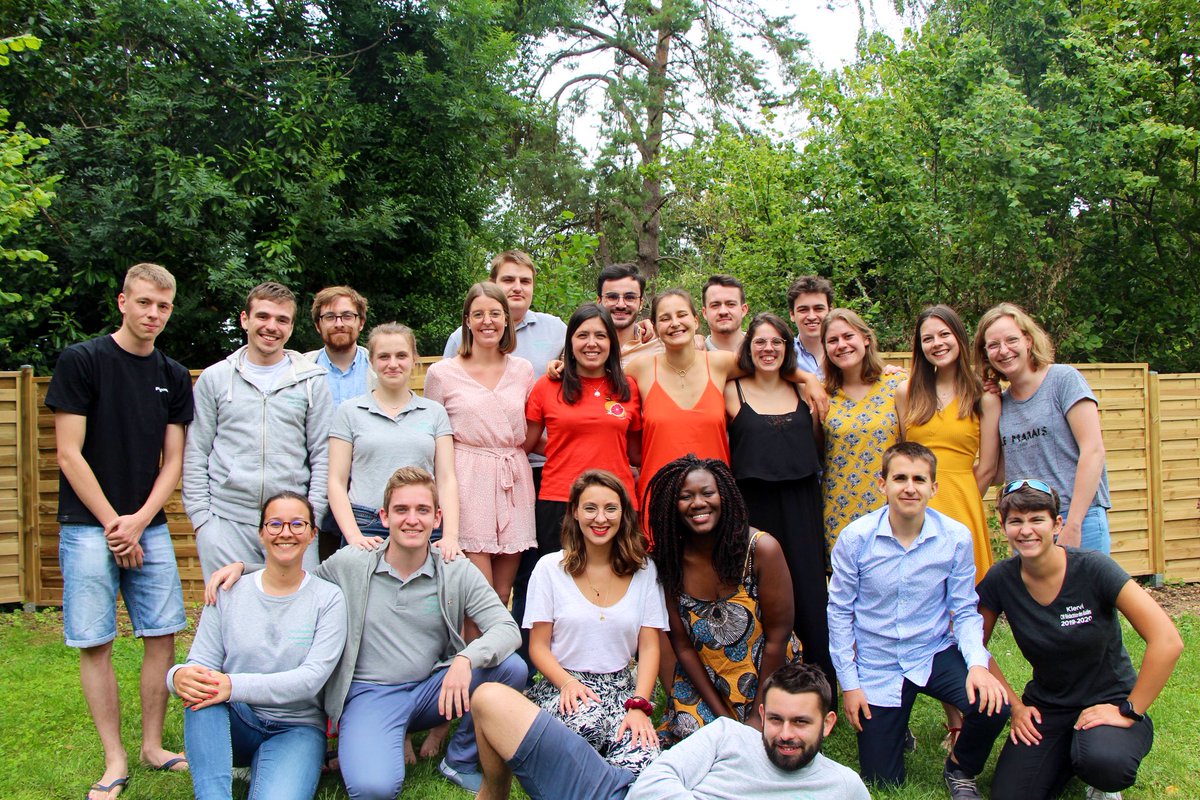 Pharma_ANEPF's tweet photo. Fin de mandat pour le Bureau National 2019-2020 de l’ANEPF.

Cette après-midi ont eu lieu nos bilans moraux. Merci au réseau des étudiants en pharmacie pour leur confiance et aux acteurs avec qui nous avons pu travailler cette année !

Une belle année se termine à vos côtés ! 🌟 https://t.co/Z4UFVkHRma