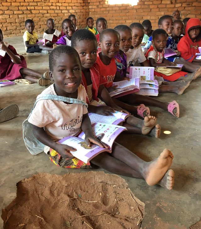 inspire_malawi's tweet photo. Before and after. 🇲🇼🙏✨

Please vote for us 👇🏽👇🏽👇🏽👇🏽

https://t.co/xwjpgofPKG https://t.co/f5fnPNhVVI