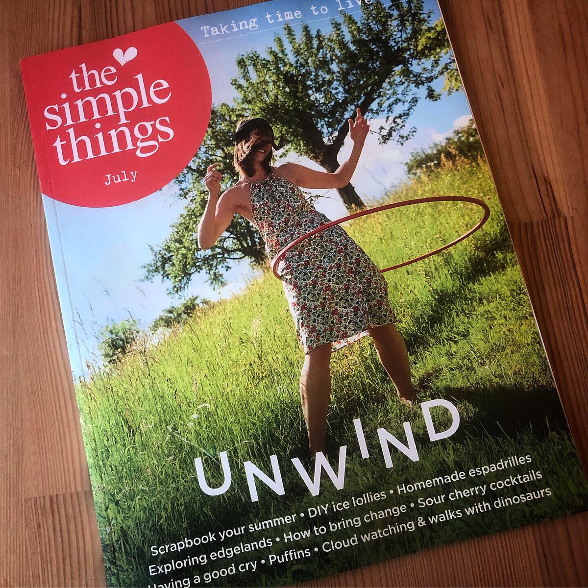 PhoebeRSmith's tweet photo. Super happy to see my latest article for @simplethingsmag on the joys of fossil hunting out now... thanks to @IOWFossils #fossilman Martin Simpson, Island Gems @VisitIOW with further shoutouts to @VisitDorset @VisitPembs @visitkent @Welcome2Yorks @visitayrshire and @visitnorfolk https://t.co/tTrlSrSWq2
