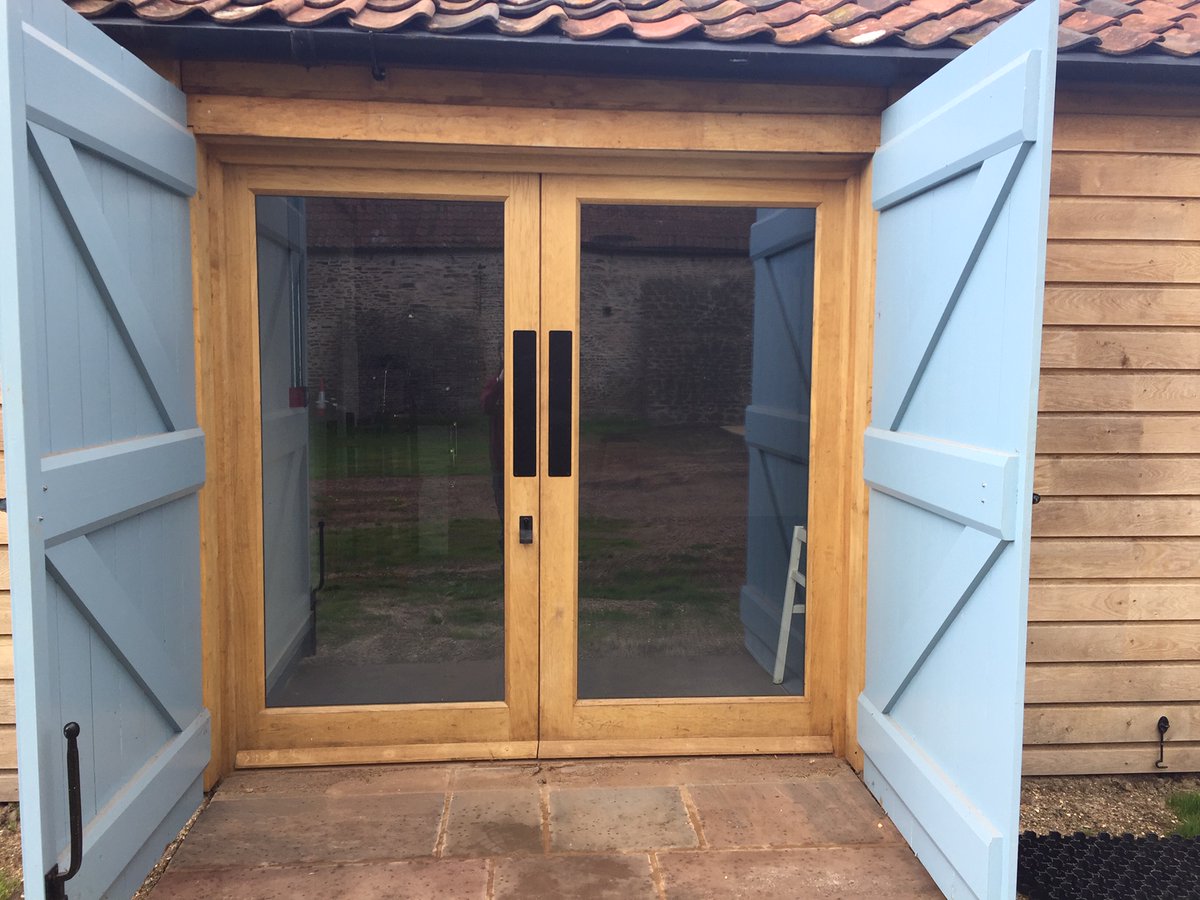 ThreeEngineers's tweet image. A massive day for the brewery, we have now returned to the Winterbourne Medieval Barn.  We are in the process of installing our new (to us) brew plant and fermenters, watch this space for progress pics and a count down to the first brew. Cheers from Team TEB