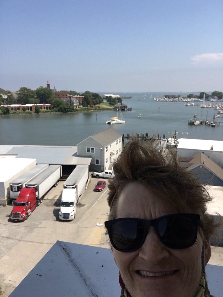shanlako's tweet photo. High in Hampton VA At NASA Langley visitor’s center. 7/4/2020 quiet skies. #VASCView https://t.co/iVpSMu5CAZ