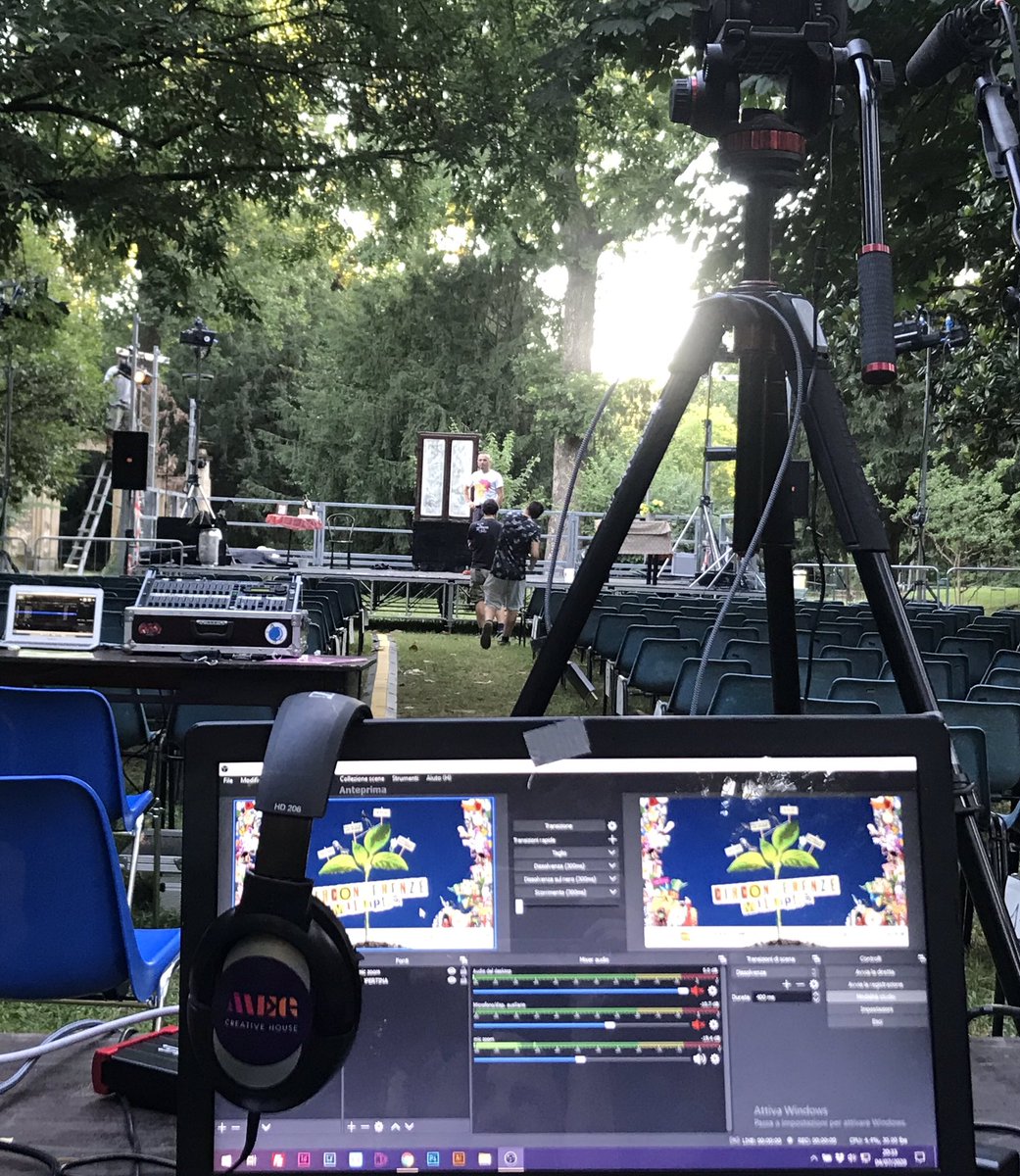 OltreSpazio's tweet photo. Quasi pronti per l’inizio di 
#circonferenze Festival di Circo e Teatro di strada.
#circonferenzemultiple è un progetto di #oltrespazio #duettiemezzo e #passiecrinali, finanziato da @FondCariplo https://t.co/il1UzoavsD