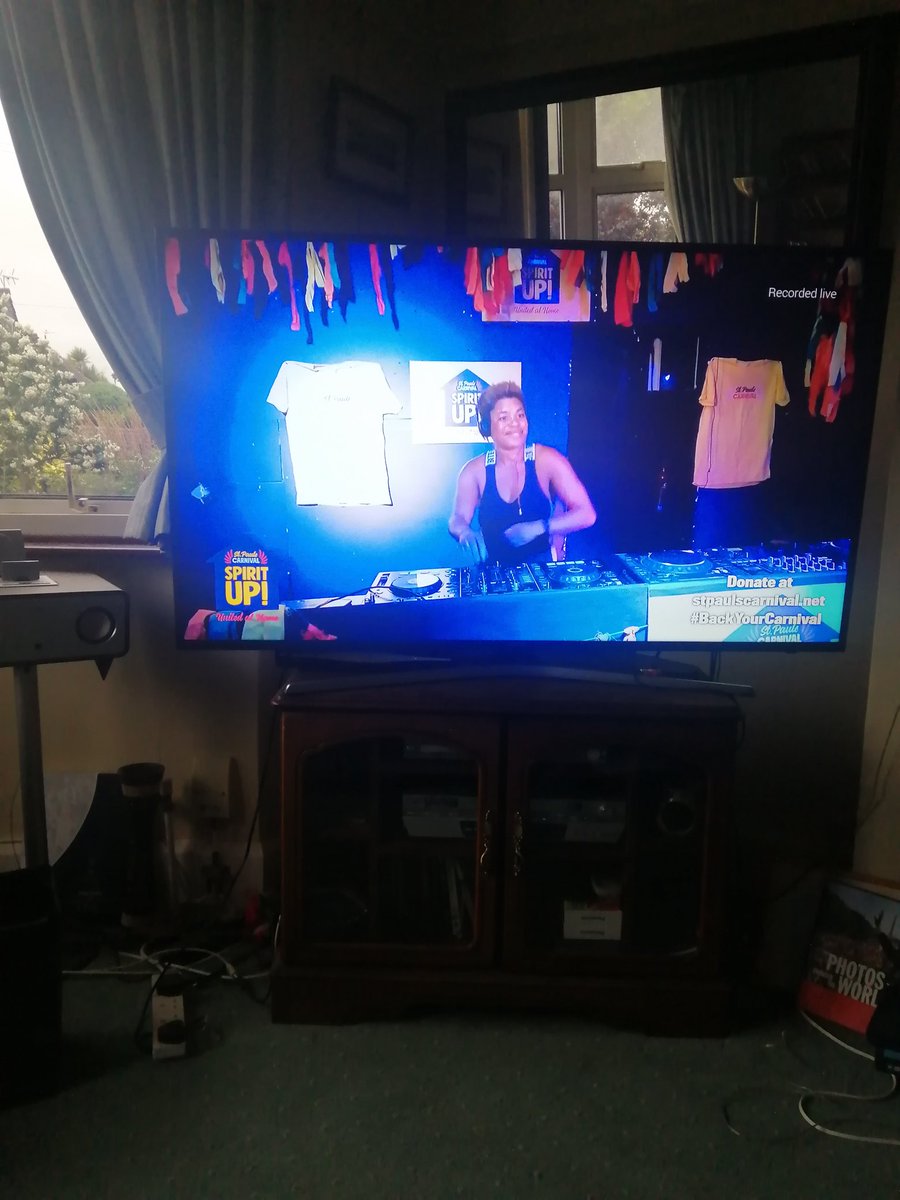 rogerg44's tweet photo. Great set for virtual 2020 @StPaulsCRNVL #angelmel step forward DJ Don Dada  @djstylebig @cymyem @Ballinree7 @StacieJShelton @Ujimaradio https://t.co/jXSeEzsmnG
