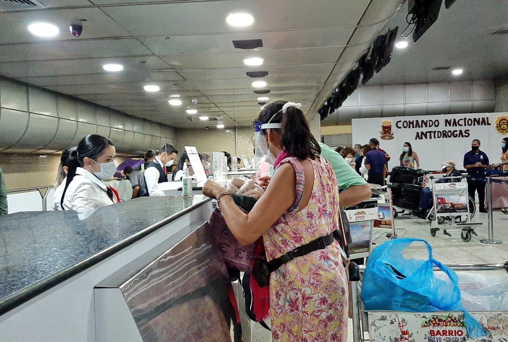 Aeropuerto Internacional de Maiquetía tweet media