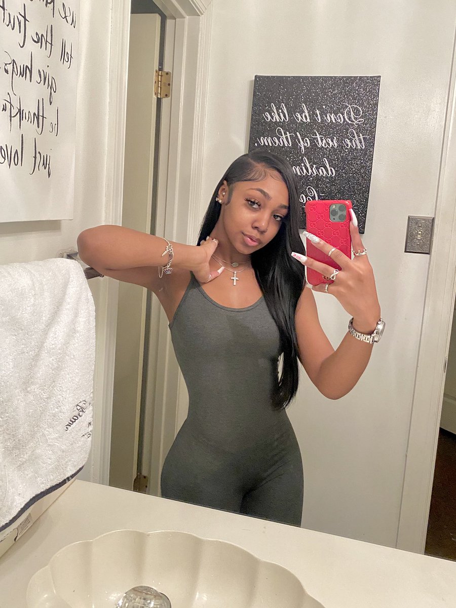 jalynnjanae's tweet photo. none of your concern. https://t.co/5wmYnqUD1w