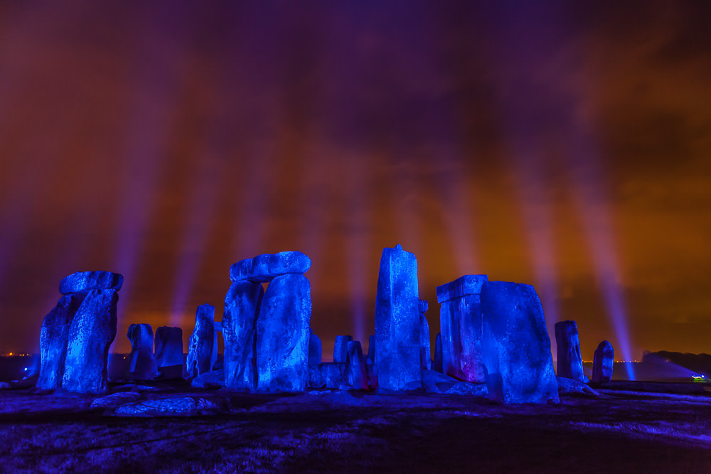Stonehenge (@eh_stonehenge) on Twitter photo Tonight, we remember those we have lost during the pandemic and pay tribute to NHS staff, key workers and everyone who has played their part. #lightitblue #thankyoutogether <a href="/NHS/">@NHS</a> <a href="/togethercoalit/">Together</a>
π·: 2017, Kari Kola's Impact with Light installation at Stonehenge. Tonight, we remember those we have lost during the pandemic and pay tribute to NHS staff, key workers and everyone who has played their part. #lightitblue #thankyoutogether <a href="/NHS/">@NHS</a> <a href="/togethercoalit/">Together</a>
π·: 2017, Kari Kola's Impact with Light installation at Stonehenge.