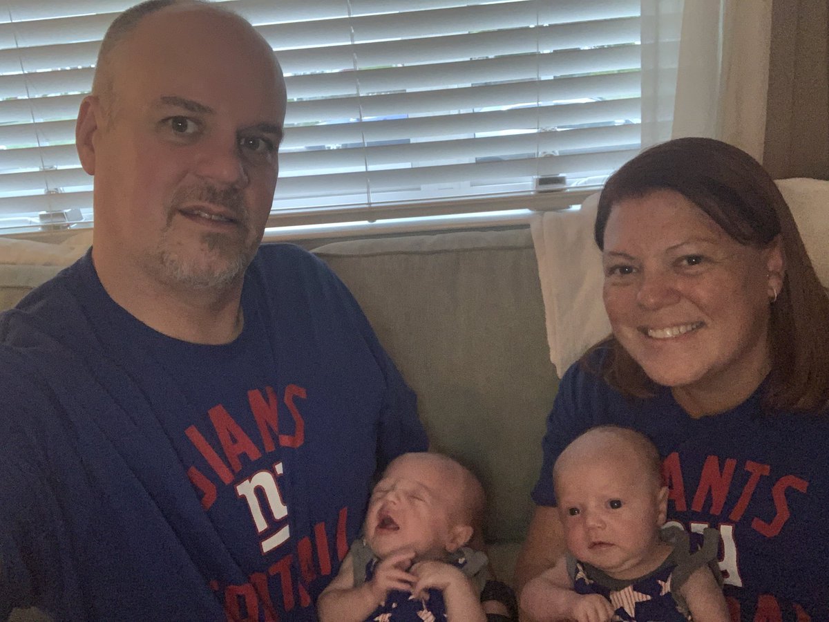 MrsAllen204's tweet photo. Happy 4th of July from the Allen clan! Stay safe! #4thofJuly2020 #4thofJuly #FourthofJuly #josephandwilliamallen #firstfourthofJuly #identicalallentwins #identicaltwins https://t.co/thKLKx9fez