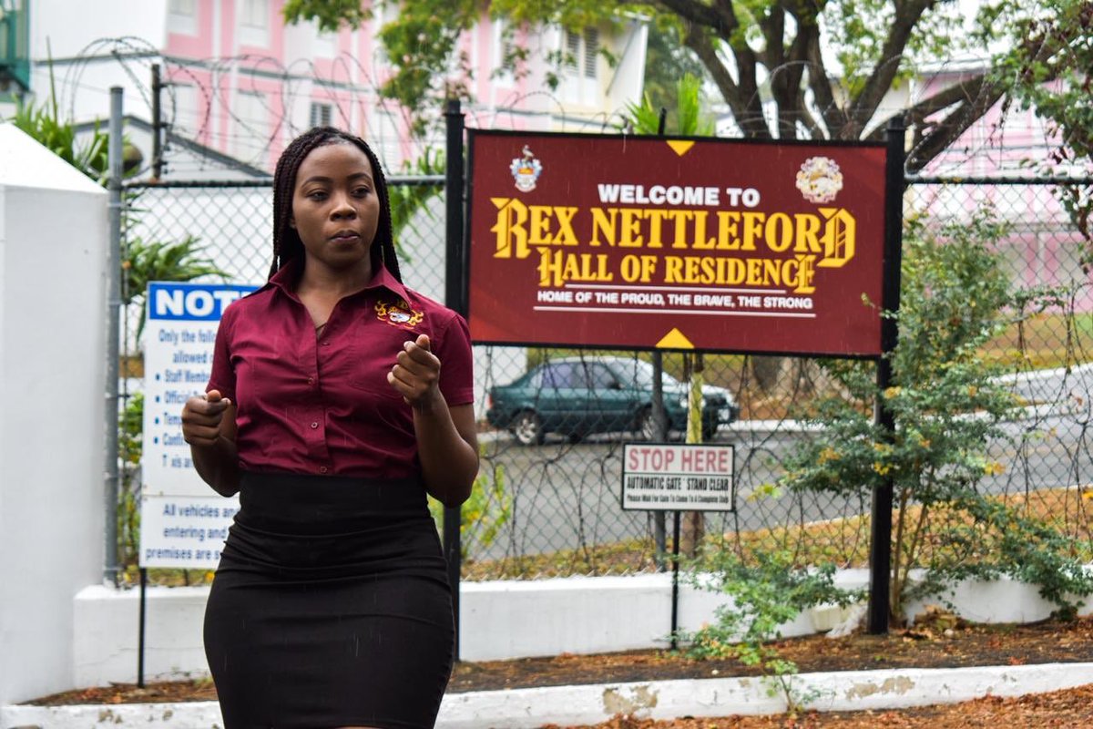 KDeejii's tweet image. Maroon and Gold runs in my veins and for this Hall I stand the pains. 

I am pleased to officially introduce 

‘Lady Dovey Magnum’ 
aka Khadeja Denielee Parkins. 
Hall Chairwoman of the Rex Nettleford Hall 2020/2021. 

#parkedonrexcellence
#impossiblepossible 
#bigbadrex🦖