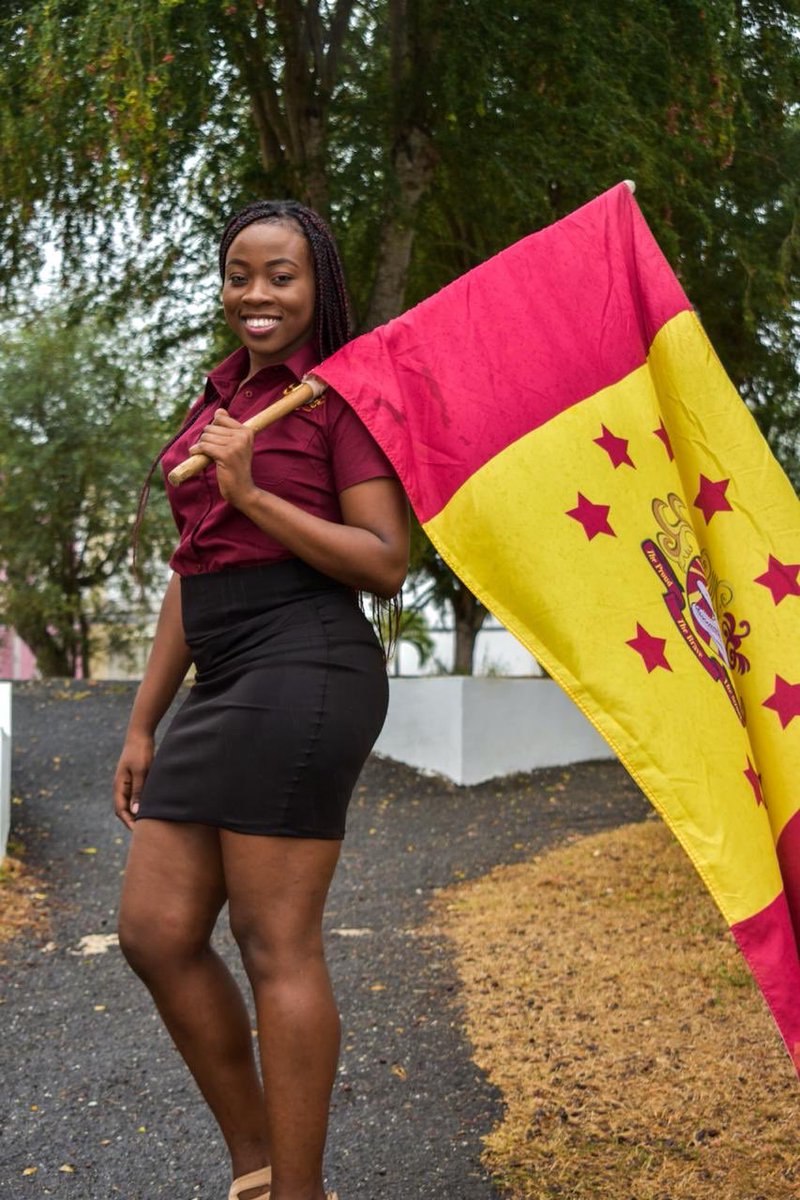 KDeejii's tweet image. Maroon and Gold runs in my veins and for this Hall I stand the pains. 

I am pleased to officially introduce 

‘Lady Dovey Magnum’ 
aka Khadeja Denielee Parkins. 
Hall Chairwoman of the Rex Nettleford Hall 2020/2021. 

#parkedonrexcellence
#impossiblepossible 
#bigbadrex🦖