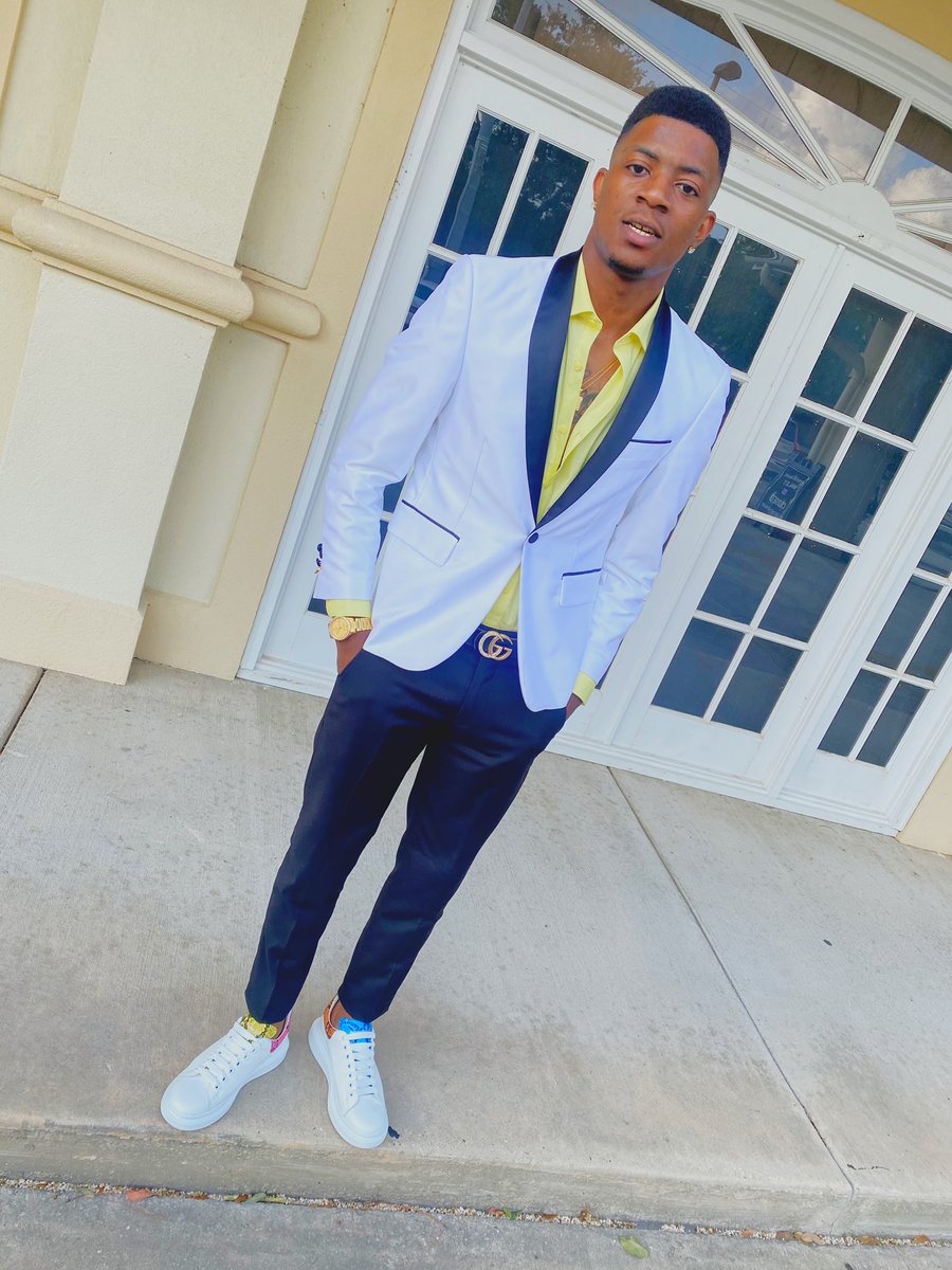 ______Lew's tweet image. If You Know Boosiecain Then You Know I Represent The Pain The Struggle .. Never Said I Always Had Money It Was Hard Af To Get Where I’m At Today!... So Before I Let Some Get In The Way Of It We Dealing With It ... PLAY! 😒 #PointMade🎲