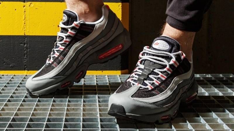 The Sole Supplier on Twitter: "The Nike Air Max 95 "Particle is now JUST £80 at Foot Locker UK! 💨 https://t.co/ytlBmVcJuN https://t.co/DmIjMr0Kal" / Twitter