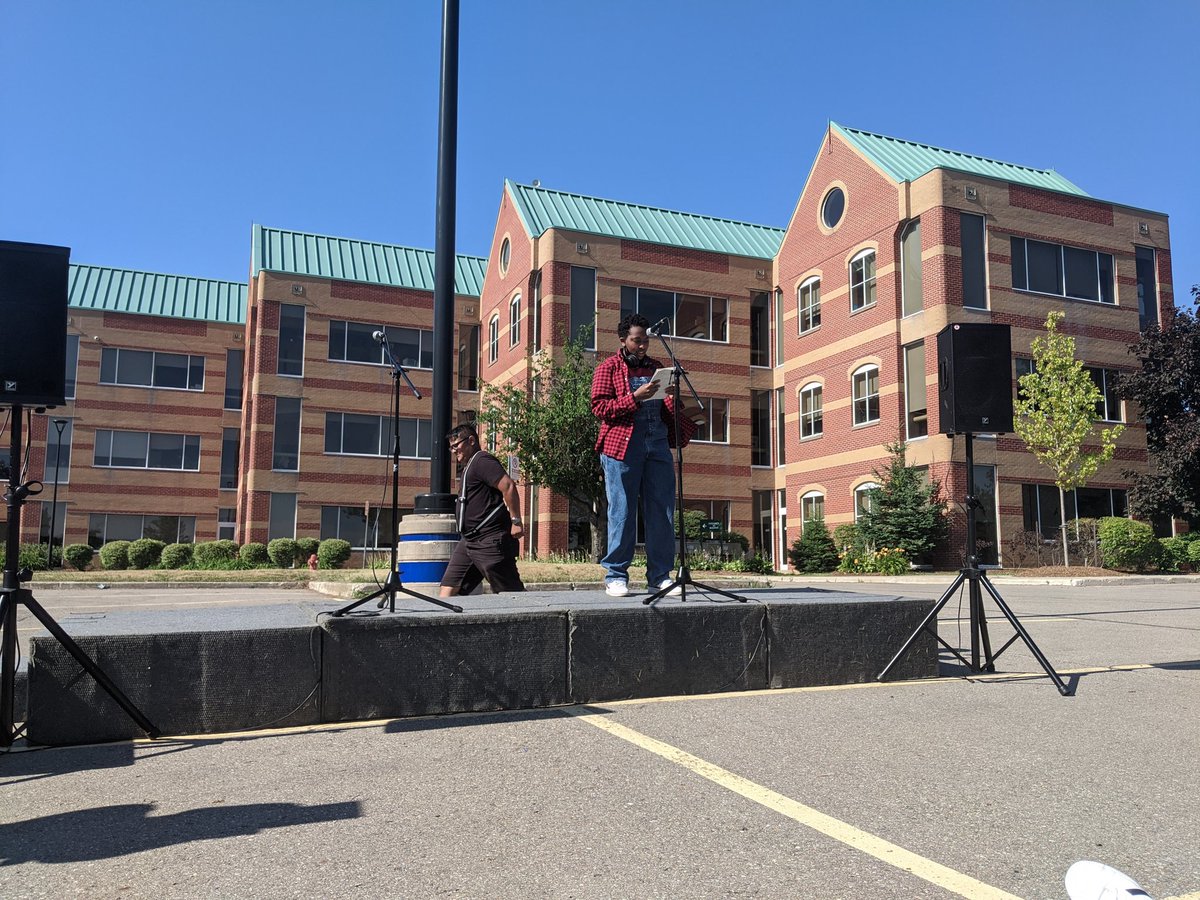 romanaandahmad's tweet photo. School Resource Officer Program costs $9 Million per year at PDSB!!!
Stop the school-to-prison pipeline
https://t.co/UBRGUFcblv
#PoliceFreeSchoolsONWide
#StopSRO #SROProgram #OntPoli #OntEd #OnLab @pic_pdsb @PeelSchools @ETFOPeel @OSSTFD19 @BonnieCrombie @patrickbrownont https://t.co/QahXKADGRQ