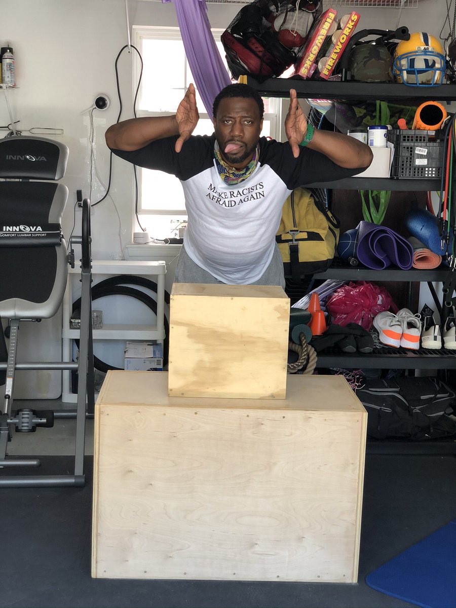 Kcpough's tweet photo. 2 - 3 in 1 plyo boxes for my bredren @maxfitllc #comegetsome https://t.co/YNoEUC3ahV