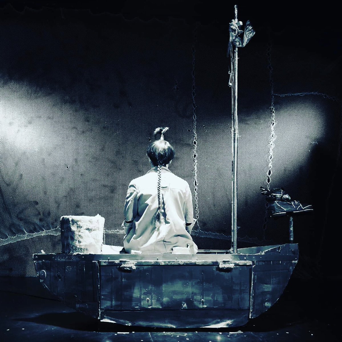 Giramagic1's tweet photo. Joana Rhein, actriz que interpreta Hai, la pescadora de sueños, atrae no solo las miradas sino el alma del espectador atento, creando una conexión y una frecuencia hipnótica, que todo artista debe conseguir y cultivar día a día. https://t.co/GTFGonaKnN