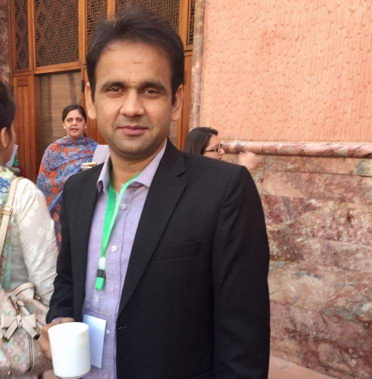 nayyar_rimsha's tweet photo. مرا قلم تو امانت ہے میرے لوگوں کی ۔ مرا قلم تو عدالت مرے ضمیر کی ہے

Proud to being a student of such a greatful man
He always inspired us 
Raise ur voice guys
Support us 
We want justice
#justiceforprofliaqaut
#justiceforstudentnurses
@pak_ynf @AQsa95008721
@AaimaJanjua https://t.co/tce3txVZct