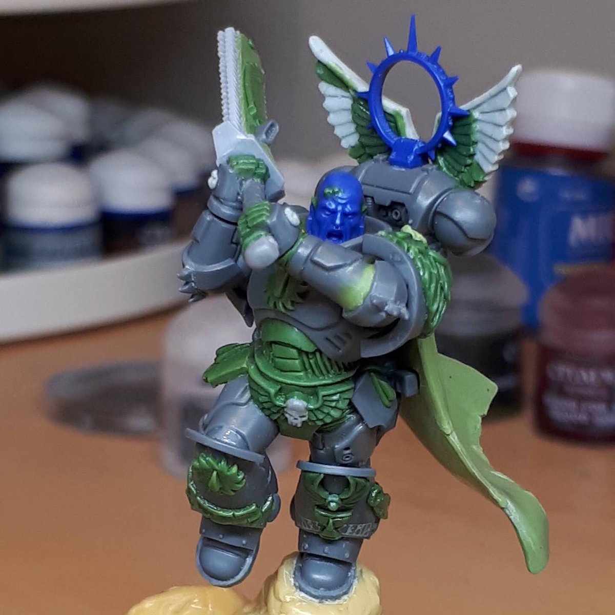 baz_watkins's tweet photo. Finally finished off the Gabriel Seth conversion this weekend. I’ve had an absolute blast doing this, I’ve learned a few new things along the way. Thank you for all the wonderful feedback you’ve given me throughout.

#warhammer40k #fleshtearers #WarhammerCommunity https://t.co/fSBEsaJla4