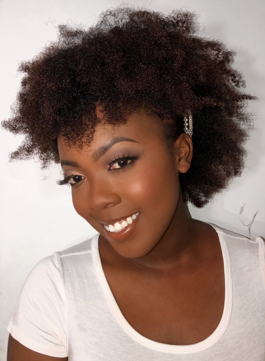 NatTextUCF's tweet photo. Join us in welcoming Shameka Jean, a Sophomore majoring in Human communications with a minor in Creative Writing hailing from Sarasota, FL! She is Naturally Textured’s Historian for the 2020-2021 academic year. Her favorite natural tip is, less manipulation and more moisturizing https://t.co/7EfGNKjyHn