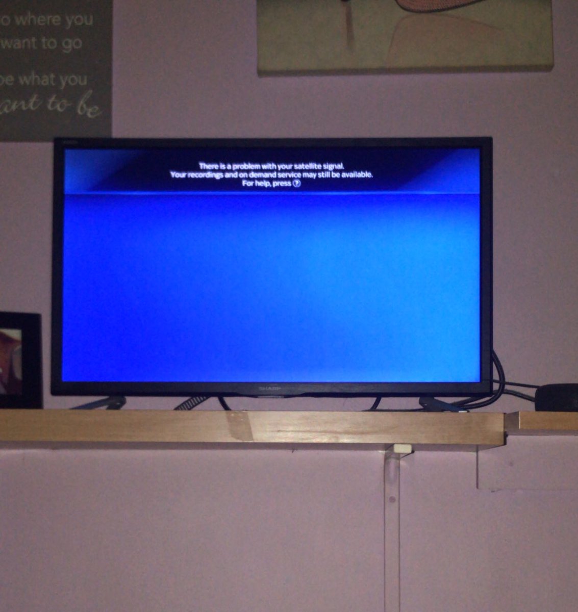 NailsByTorie's tweet photo. @SkyIreland I just loveeee paying a fortune for your service and then not even being able to watch 🙄 https://t.co/EHGKkH95qF