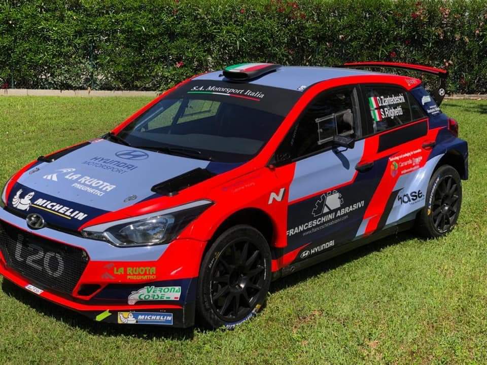 Tornare in gara dopo così tanti mesi è stato emozionante. Un Rally Internazionale del Casentino destinato a restare nella storia, e noi c'eravamo.
19mi Luca Hoelbling - Federico Fiorini
34mi Diego Zantedeschi - Stefano Righetti
Bravi ragazzi 👍👍
#staytuned ci rivediamo presto!!!
