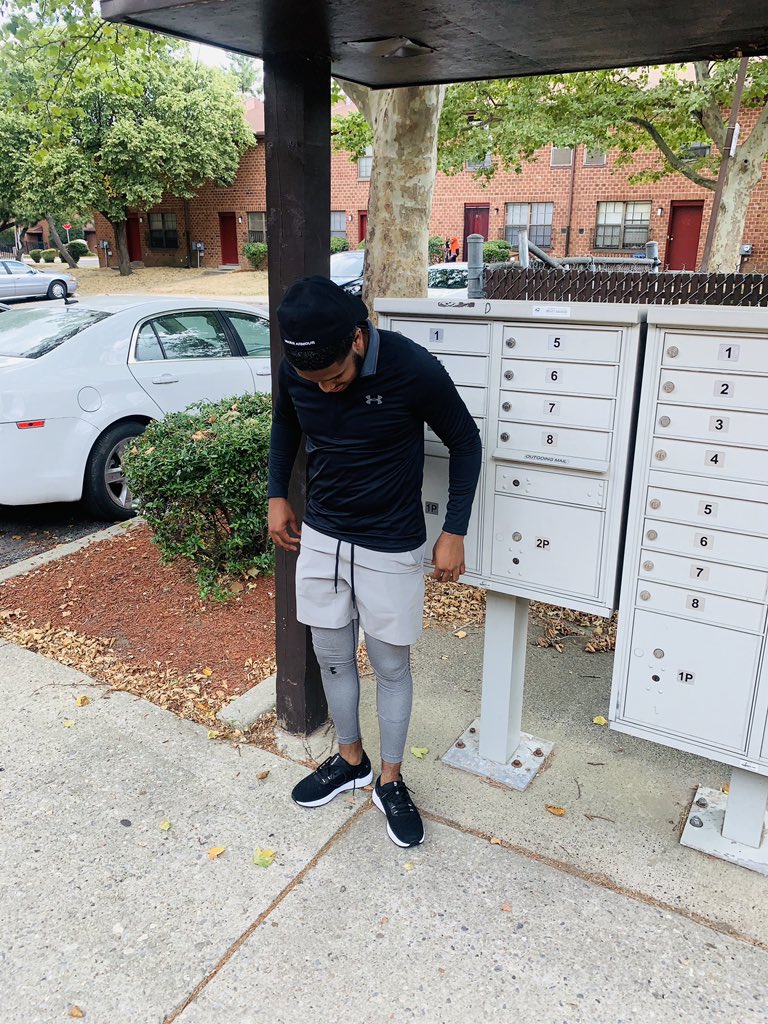 _TIH4's tweet photo. nigga go get you some chedda ain’t nun else to do better.. #4LORD🦅 #FDG🖤 https://t.co/rMIxK2RKsv