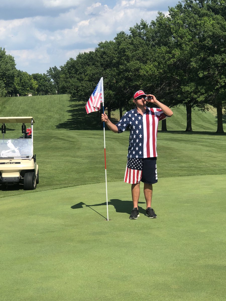 SickSlyAFSloth's tweet photo. #slothtracker happy fourth!!!!! https://t.co/zVHEEwDloz