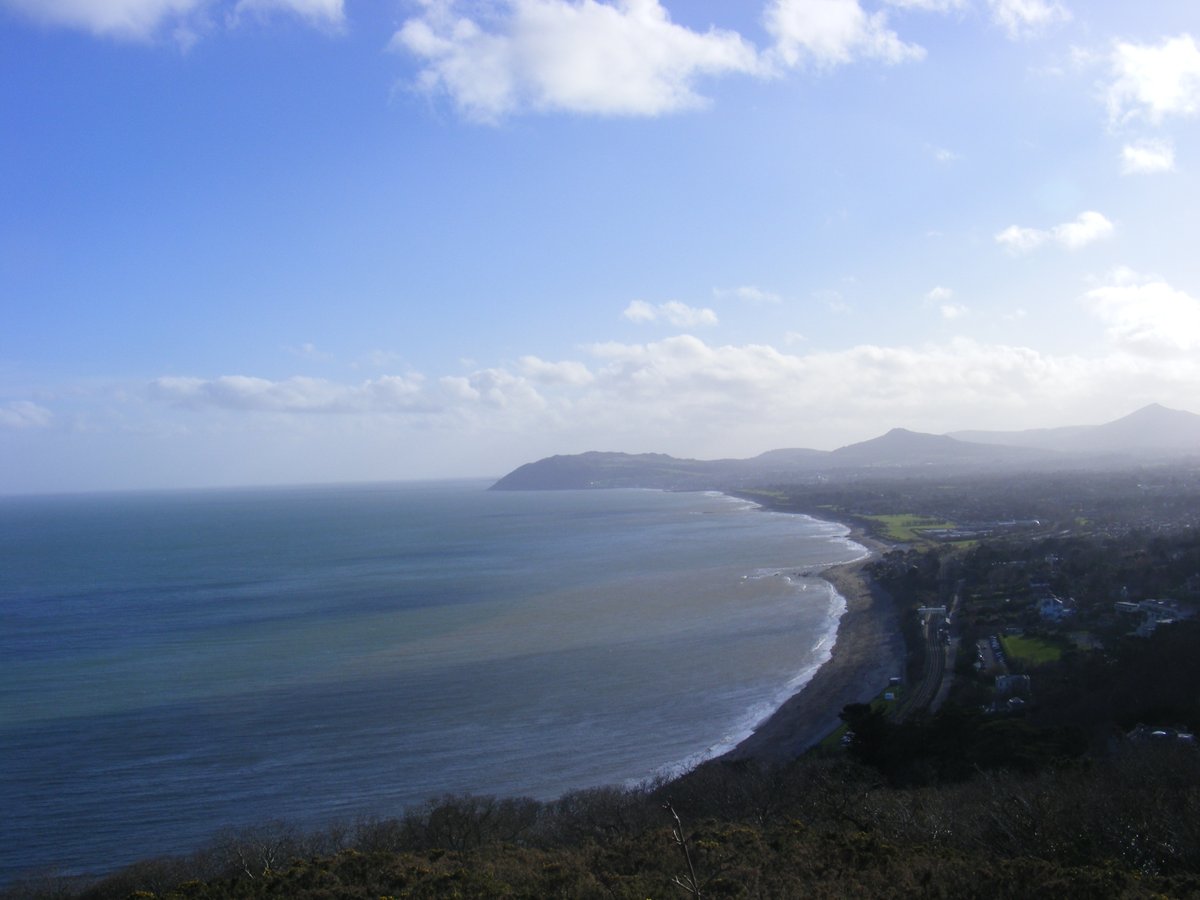 #KillineyHill bit.ly/3dZ4uB8 @theskibeagle @LoveSouthDublin @angelabradyRIBA @Itencar @MrFriendlyHappy @OldDublinTown @silicasun @emotions_pur @DLMarina_Dublin @DLRTourism @Irish1nterest @poetryireland @DublinGazette @dlrLexIcon @AileenWaldron