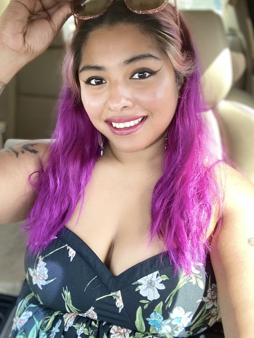 Oops I hit the pen too hard and now I&rsquo;m too high in public. 😇 https://t.co/5Ho3wZcswk<a href="/tag/newprofilepic"class="tags"><span>#newprofilepic</span></a>