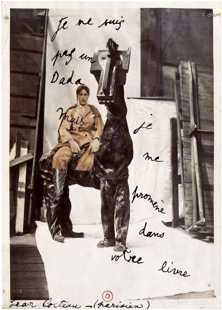 En 1916 conoció a Picasso y frecuentó a pintores y escritores de vanguardia: Guillaume Apollinaire, Max Jacob, Pierre Reverdy, Blaise Cendrars, Amedeo Modigliani.En 1917, los Ballets Rusos ofrecieron la primera representación de "Parade" , ballet ideado por Cocteau, Erik Satie