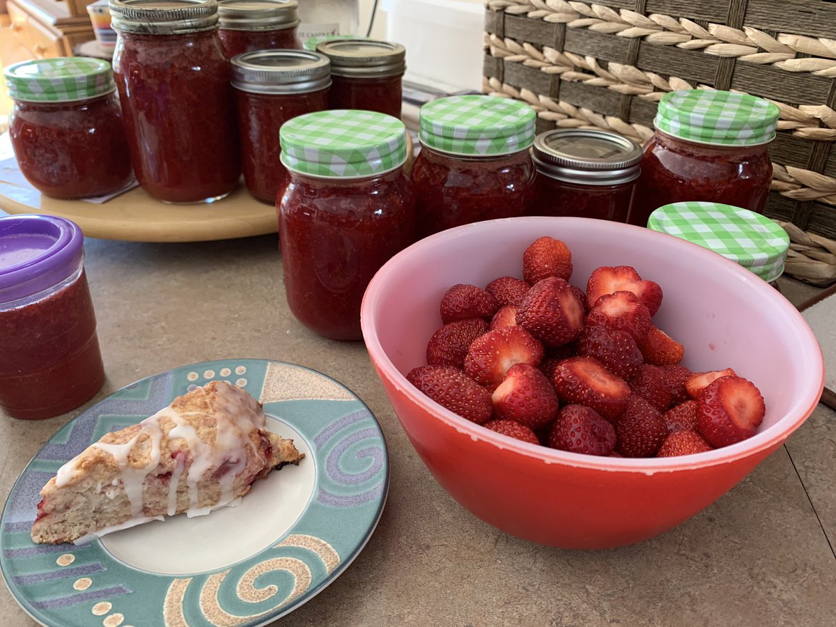 AndreaWD40's tweet photo. Love the strawberry season. So short , but so delicious! 🍓 #StrawberryJam #StrawberryRhubarbJam #StrawberryScones #SummerJoy https://t.co/d0BoePqq1u