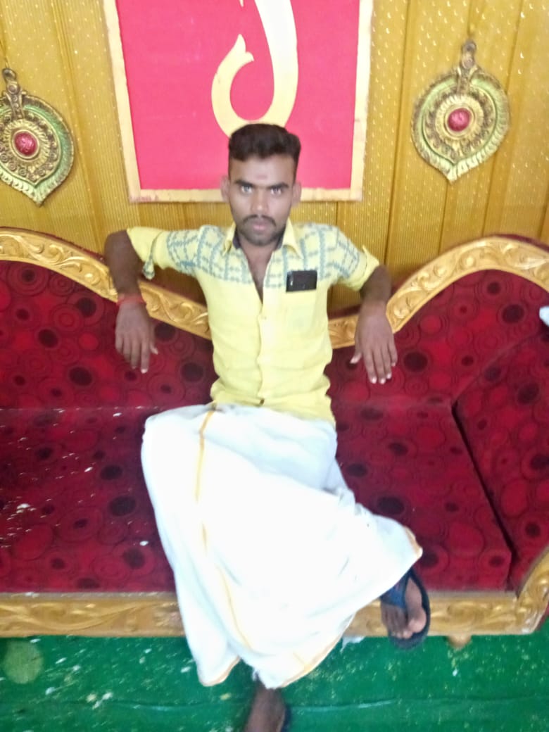 ManickavelK's tweet photo. திருமண விழாவில் https://t.co/1ppo7An9zb