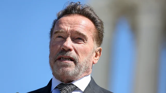 WATCH: Schwarzenegger marks July Fourth by calling to end racism, make American dream 'real for everyone' hill.cm/3upLNiu