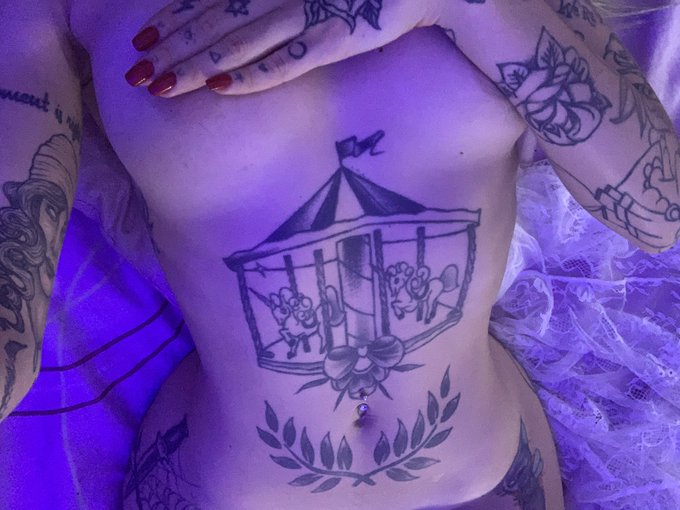 Watch Micaela's leaked NSFW photo on TwXstars