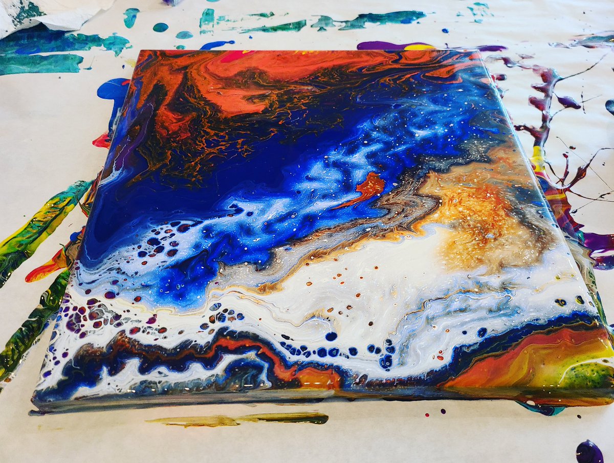 clewleym1's tweet photo. Creation of paint pour.
.
#art #artist #azartist #paint #painting #painter #acrylicpainting #acrylic #color #colors #pourpainting #pour #pouringpaint #paintpour #multicolor #colorblends https://t.co/0v2ycXhlNt