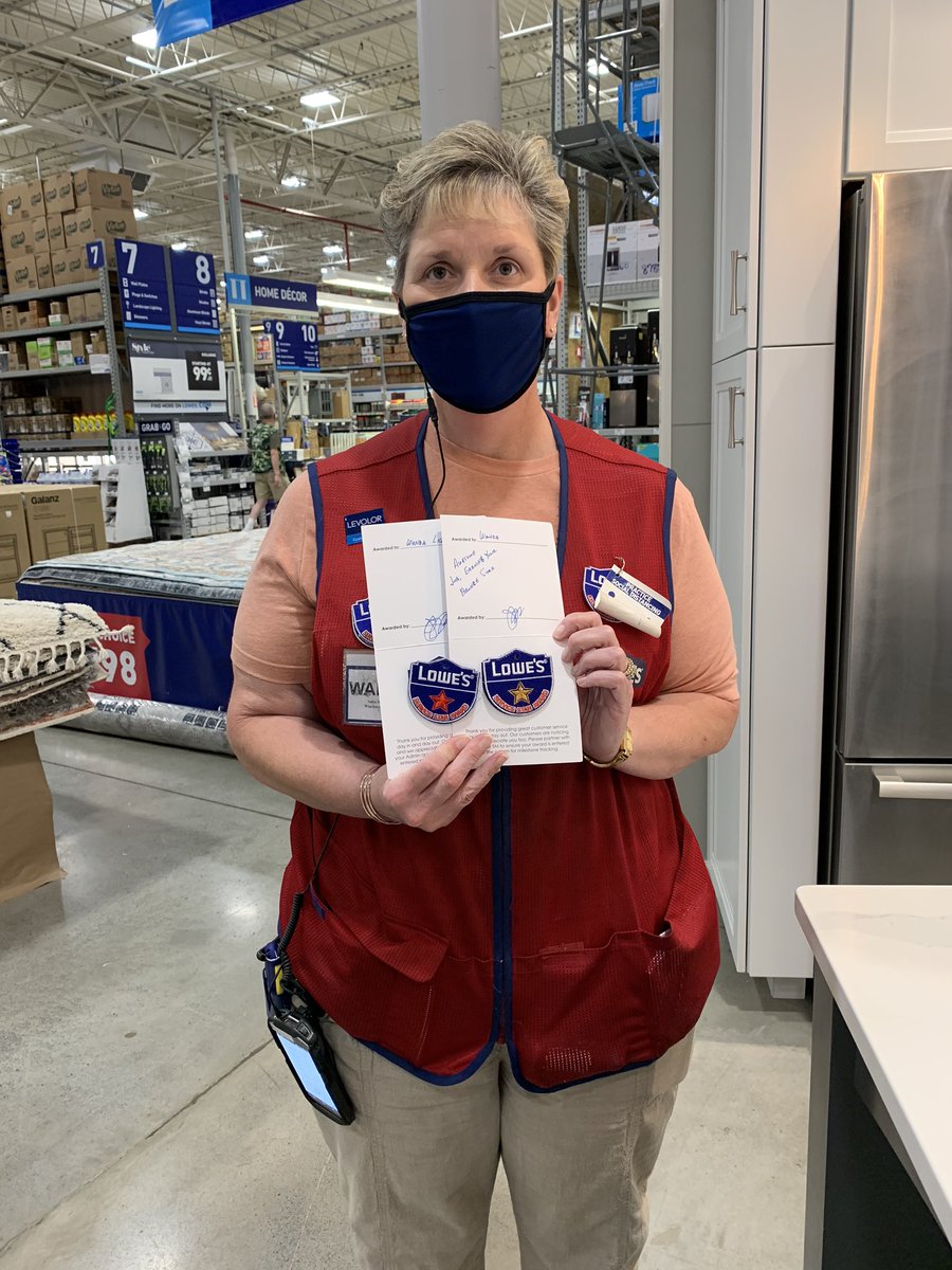 Steve got his Silver Star and Wanda earned her Bronze Star!  <a href="/Lowesofjohnson1/">Lowesofjohnsoncity737</a> <a href="/1280Market/">Market 1280</a>