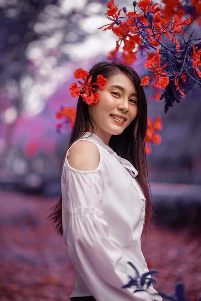 New coloring style with lovely sister
.
.
.
.
.
.​Model: toun
#lighttrapportrait #portrait
 #colorportrait #springday