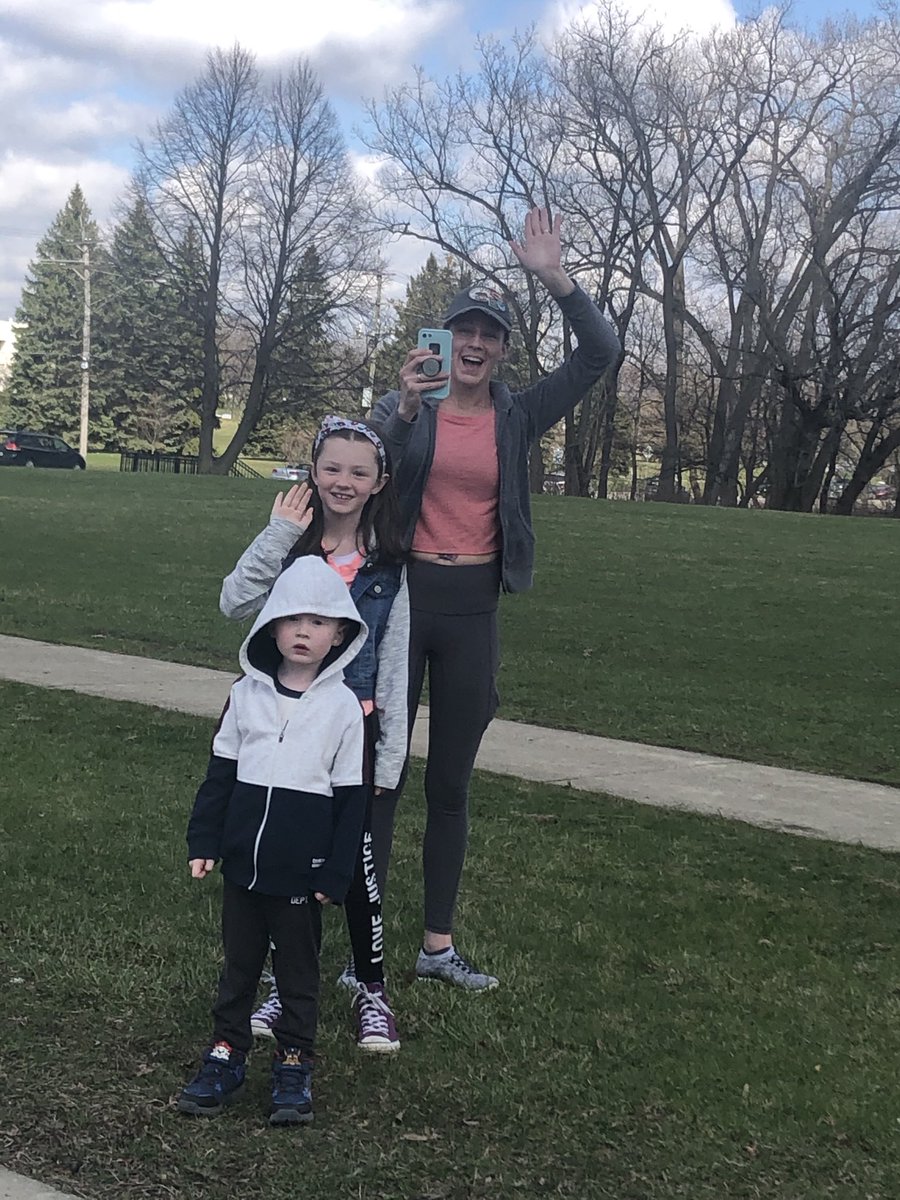celestefoley21's tweet photo. These are some of the people I miss the most! I hope they are enjoying their summer, staying healthy and safe! #WeAre54 #BetterTogether #WeAreMuir https://t.co/J2ITnM44Ji
