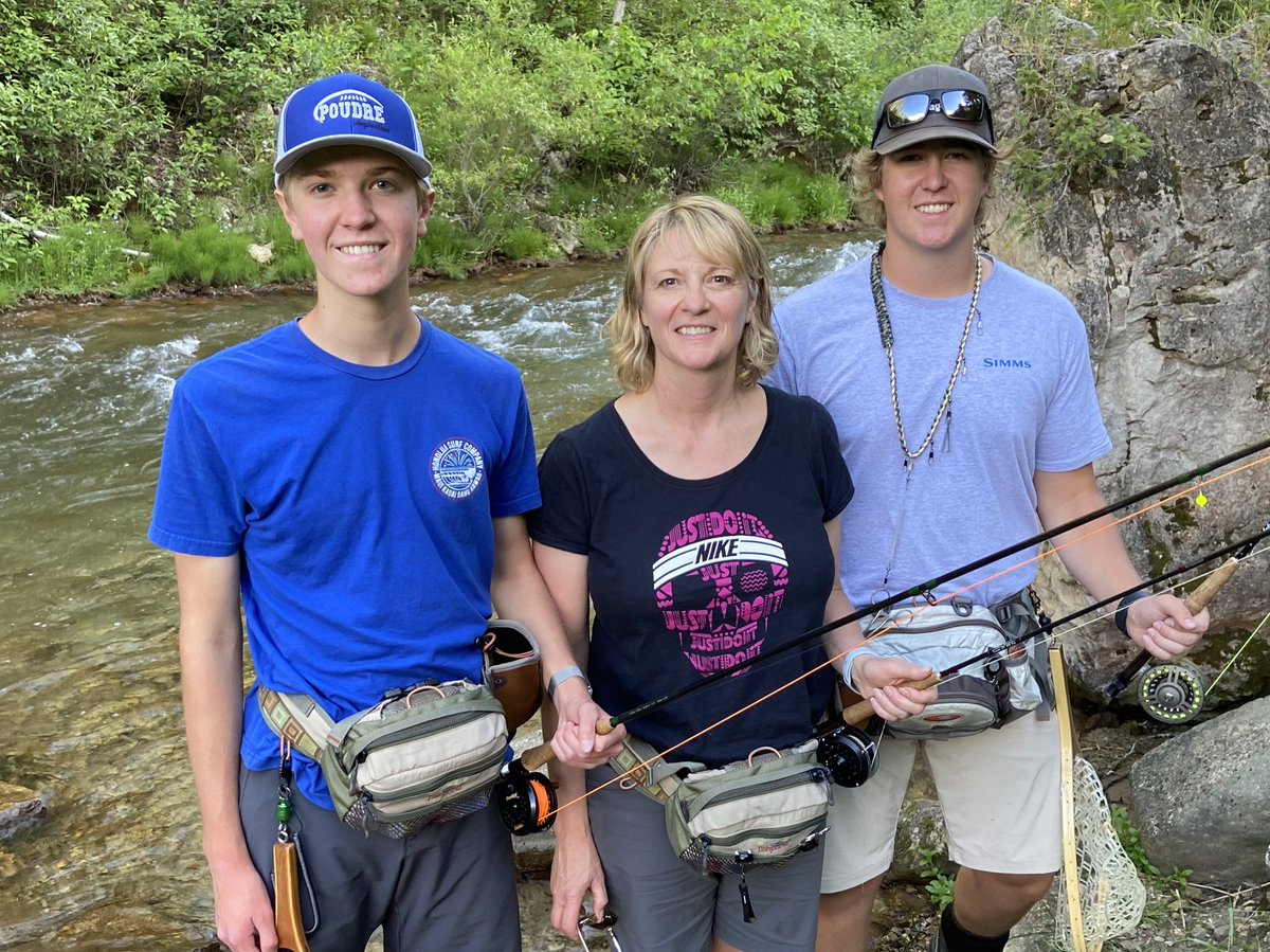 sstreeter3's tweet photo. Celebrating July 4th with my fishing crew. https://t.co/3L8e6x0R93