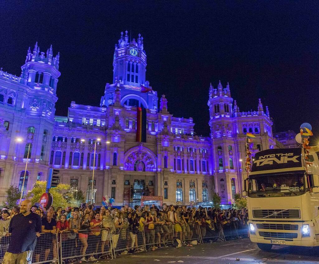 felixbernet's tweet photo. Qué pena ver Madrid vacío en pleno #gaypride🌈
#gay #lesbiana #bisexual #transexual #intersexual #queer #LGBTIQ #generobinario #pride #gaypride #madridgaypride #orgullouniversitario
#orgullolgtbq #orgullogay #loveislove #orgullo2020 #pride2020 #Ahora… https://t.co/LuBmwKHOTw https://t.co/U3GsenqrZZ