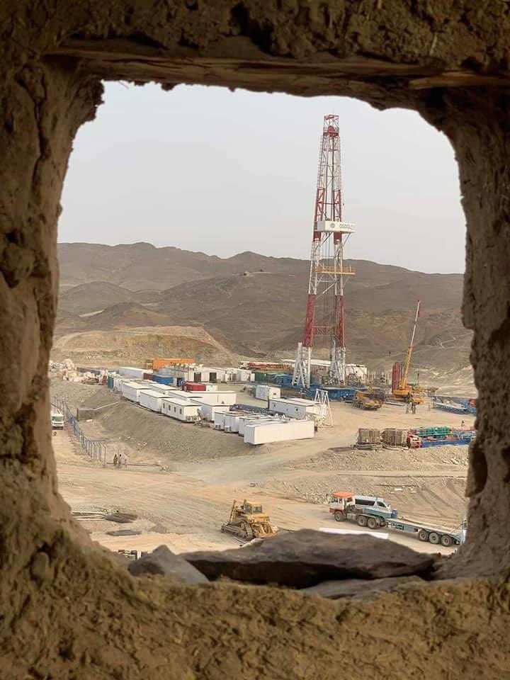 JSherbaz's tweet photo. My motherlnd #Balochistan is not a golden sparrow but a teeasure of wealth #OGCD illigaly diging in #Washuk District Balochistan for Oil and gas . Baloch nation will never tolerate with systematic loot and plunder of Pakistan! https://t.co/ufFPOFhb1S