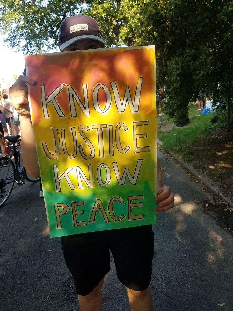 ItsEYvonne's tweet photo. #confrontingjuly4th https://t.co/KCQK7sS7cI