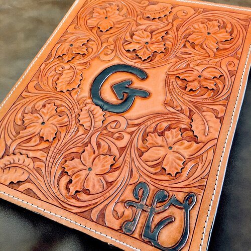 hgleatherworks's tweet photo. Happy 4th of July from HG Leatherworks! In honor of Independence Day, 10% of all orders will be donated to the Wounded Warrior Project @wwp until tomorrow at midnight (7/5). Receive an awesome product and support a great cause! #tooledleather #fourthofjuly #custommade https://t.co/mpO5wpwgPJ