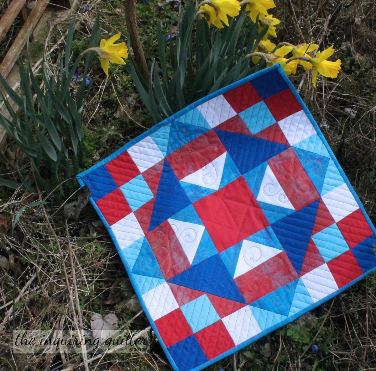 Happy Fourth of July to my American friends!

I made this quilt for an English friend of mine, and chose the colors to represent both our countries. 

I call this Allies.

#inquiringquilter,#alliesquilt #fourthofjuly #patrioticquilt