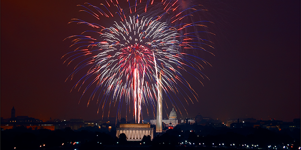 librarycongress's tweet photo. Fireworks light up the national capital on Independence Day, 2008. We hope you've had a safe &amp; happy Fourth of July. 

Photo from our Prints &amp; Photographs Division, Carol M. Highsmith, photographer. Washington, D.C. https://t.co/hcgI3Opx8h

#FourthOfJuly #IndependenceDay https://t.co/OgJfGumN3B