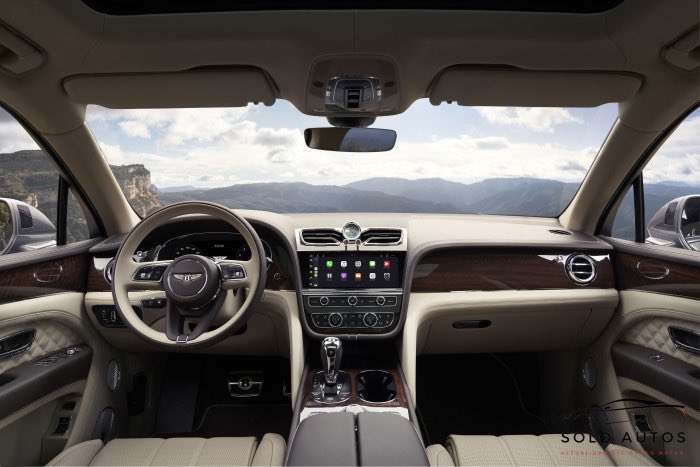 soloautos_mx's tweet photo. Bentley Bentayga 2021; el SUV de lujo se actualiza. La firma inglesa recientemente presentó la actualización de su modelo más vendido.

#Bentley #Bentayga #SoloAutos https://t.co/xJU9yrrRWB
